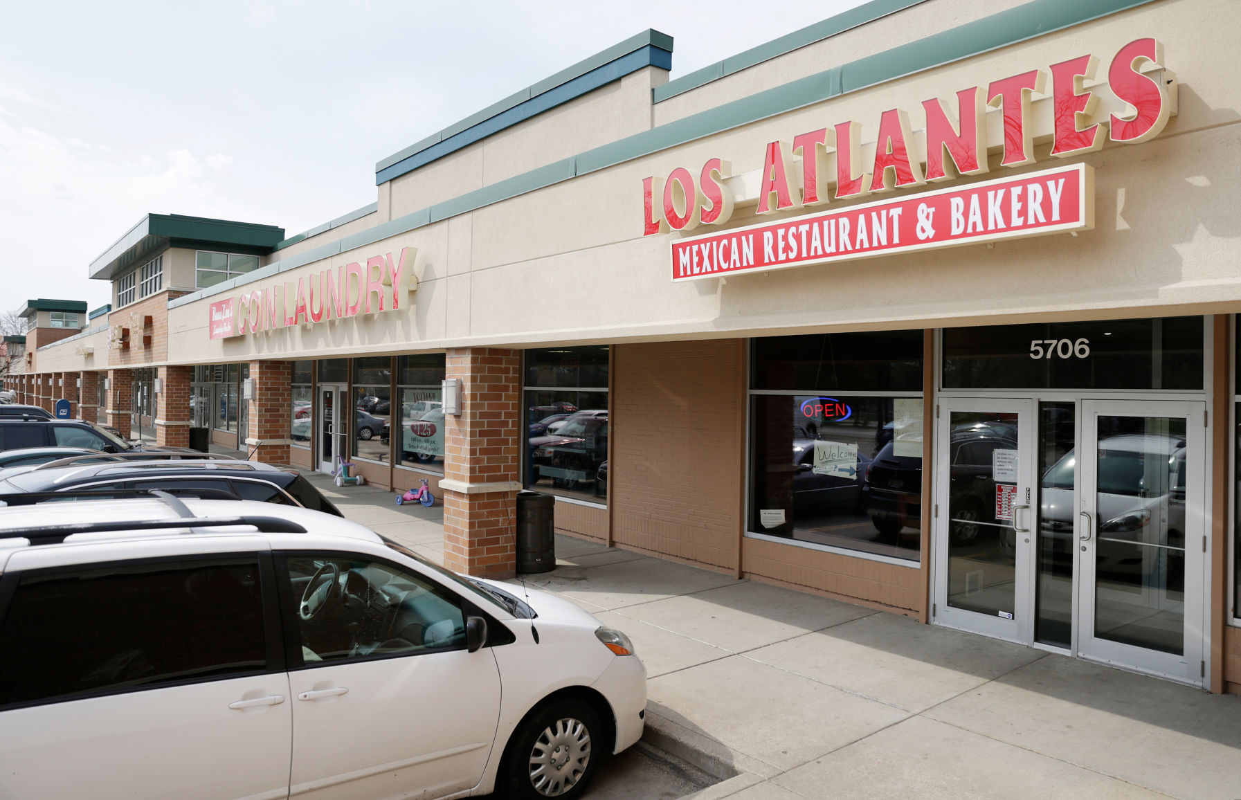Los Atlantes exterior